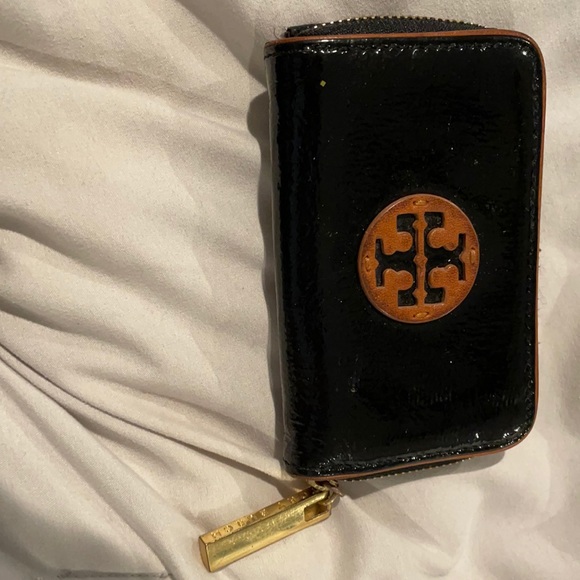 Tory Burch card case - Picture 1 of 4